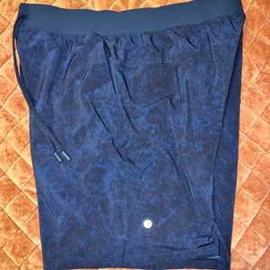 Brand New Lulu Lemon Men’s Linerless 9” Short